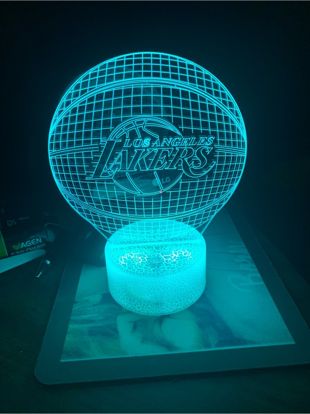 Los Angeles Lakers 3D LED Basketball Night Light - Multicolor